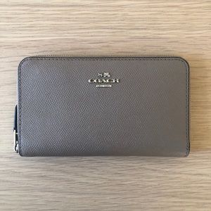 Coach Leather Zipper Wallet - Taupe